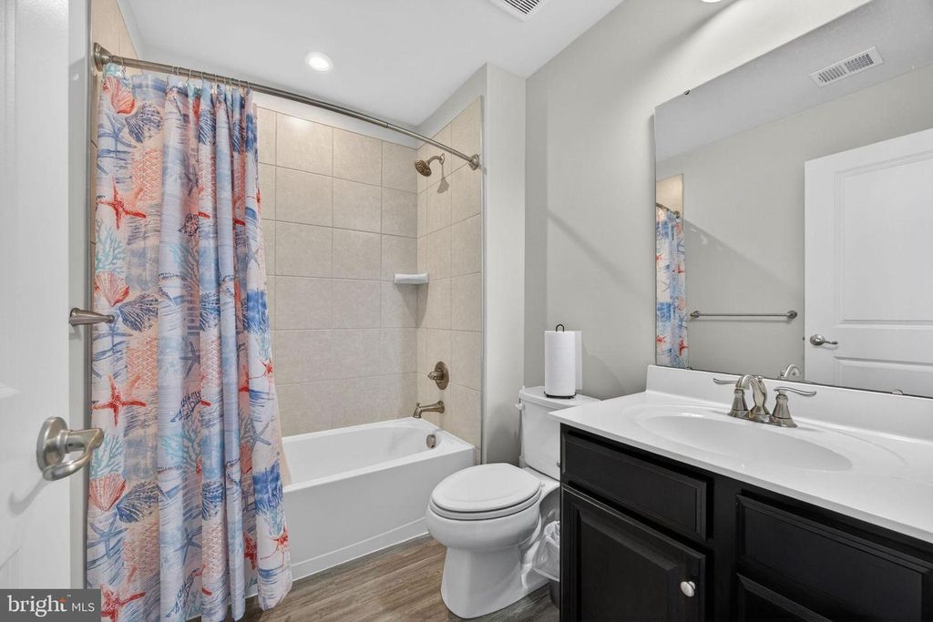 Image 25 of property listing at 243 KERCHNER RD, Walkersville, MD 21793