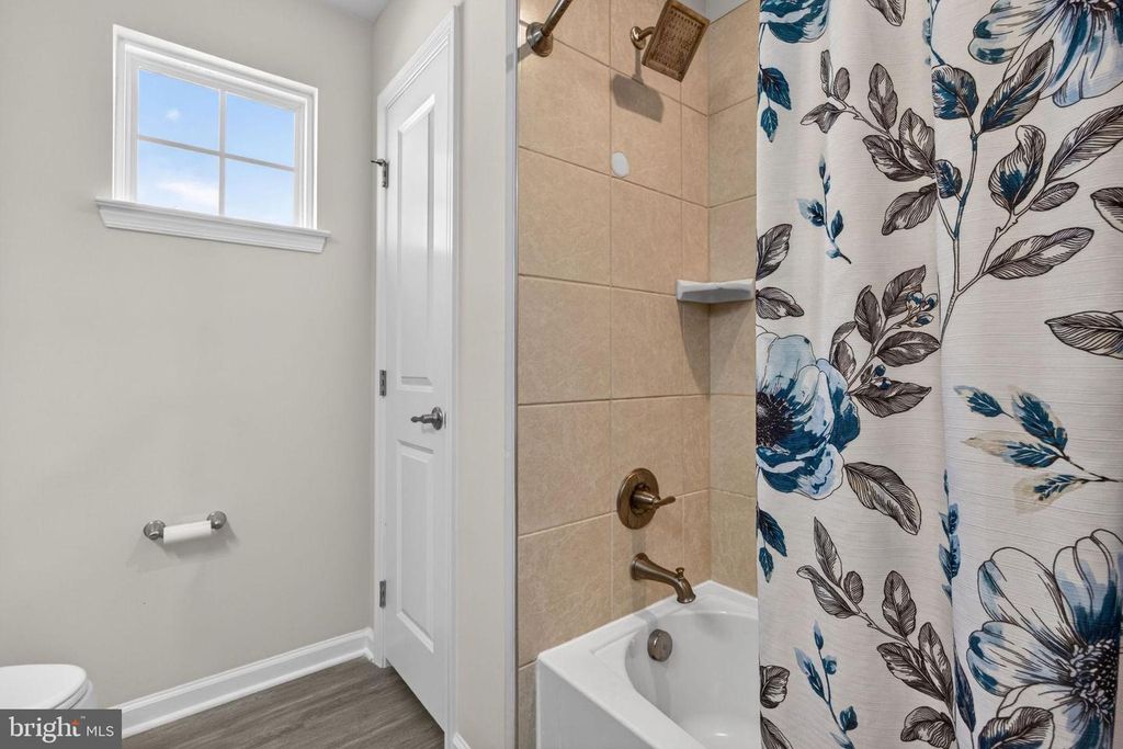 Image 26 of property listing at 243 KERCHNER RD, Walkersville, MD 21793