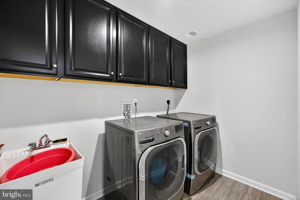 Image 27 of property listing at 243 KERCHNER RD, Walkersville, MD 21793