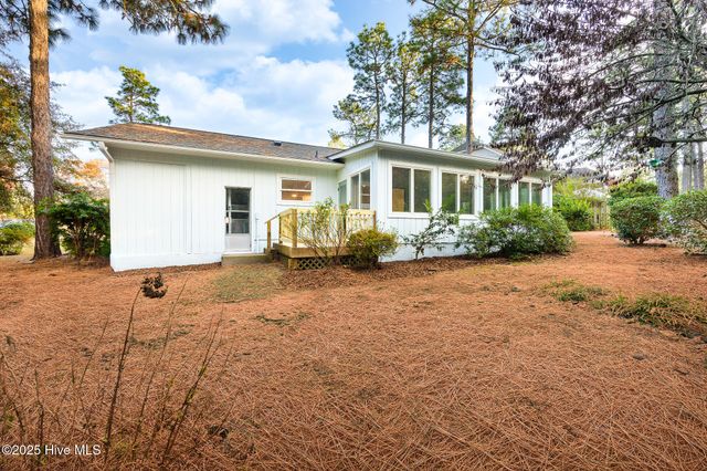 125 Winchester Road, Pinehurst, NC 28374