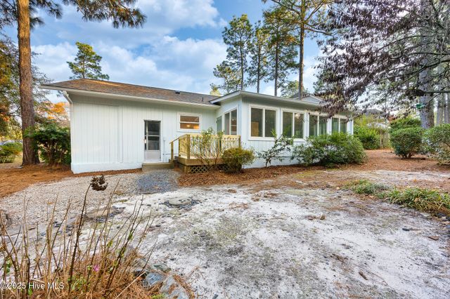 125 Winchester Road, Pinehurst, NC 28374