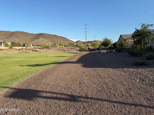 4923 W WEEPING WILLOW Way, Laveen, AZ 85339