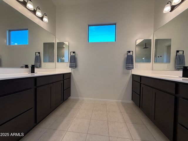 4923 W WEEPING WILLOW Way, Laveen, AZ 85339