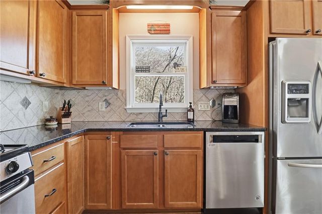 106 Strawberry Way, Big Canoe, GA 30143