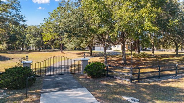 7500 & 7520 NW 162ND COURT, Morriston, FL 32668