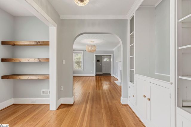 619 Summit Drive, Greenville, SC 29609