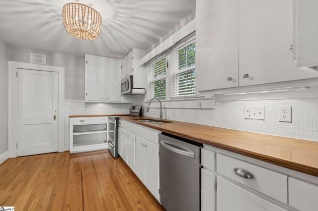 619 Summit Drive, Greenville, SC 29609