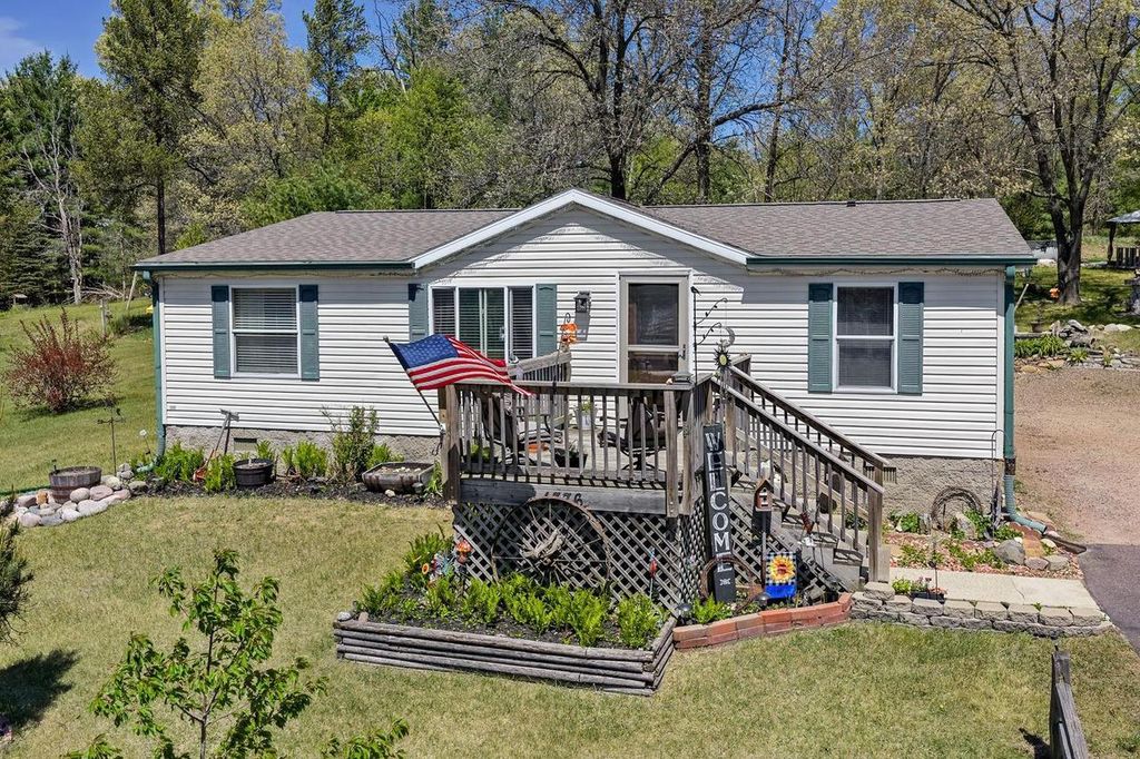 1376 Fern Lane, Wisconsin Dells, WI 53965