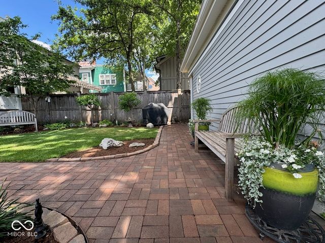 1219 N Alabama Street, Indianapolis, IN 46202