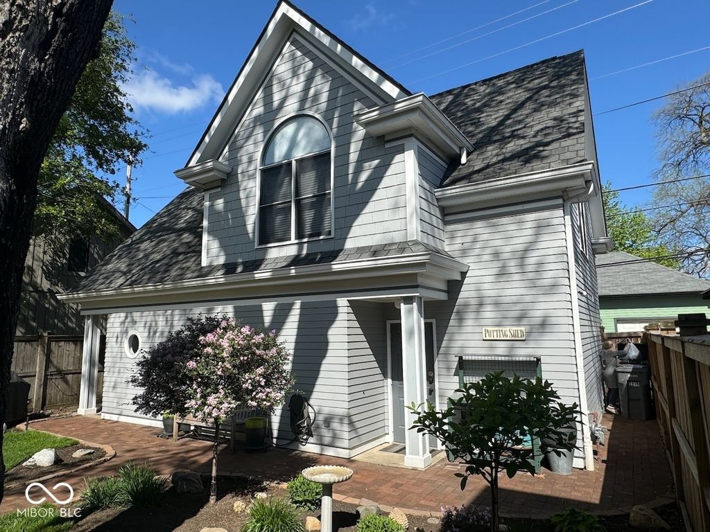 1219 N Alabama Street, Indianapolis, IN 46202