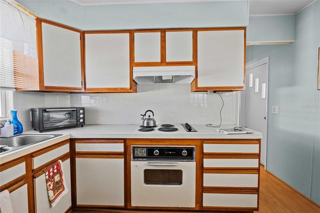 36821 GRACE AVENUE, Zephyrhills, FL 33542