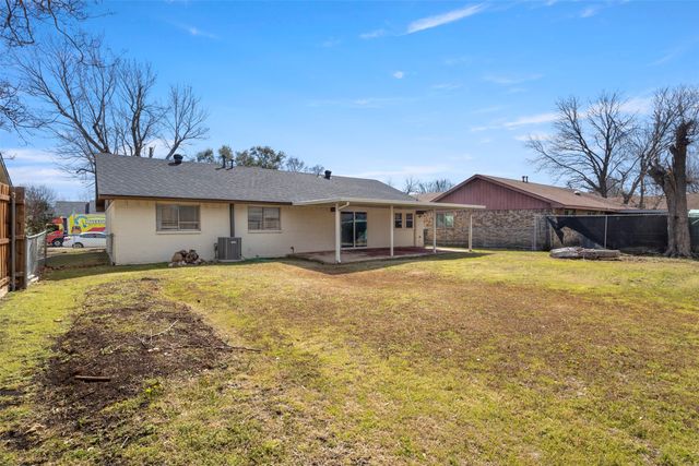 461 Wildbriar Drive, Garland, TX 75043