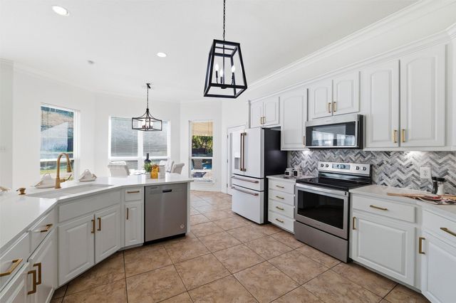 10601 Pack Saddle Trail, Fort Worth, TX 76108