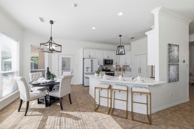 10601 Pack Saddle Trail, Fort Worth, TX 76108