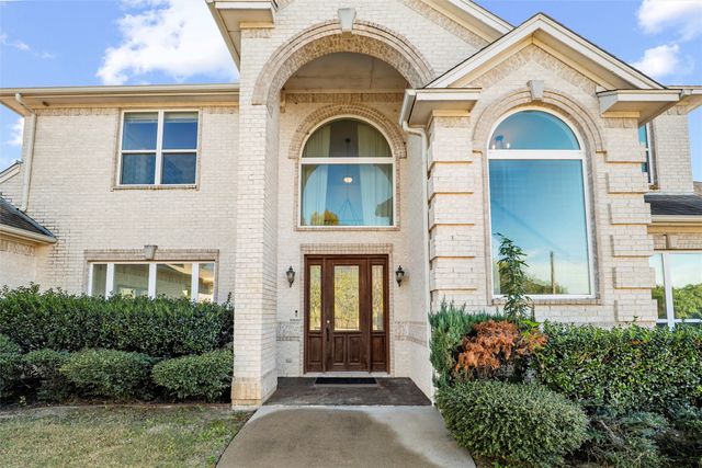 10601 Pack Saddle Trail, Fort Worth, TX 76108