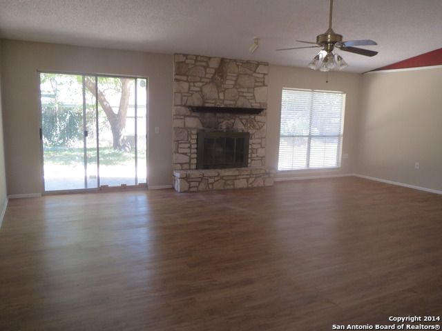 5910 Patrick Henry, San Antonio, TX 78233