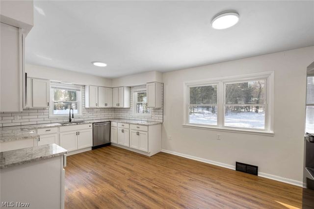 99 N Munroe Road, Tallmadge, OH 44278