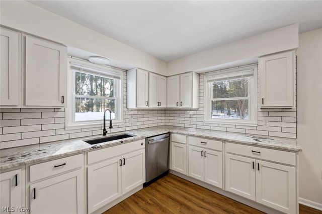 99 N Munroe Road, Tallmadge, OH 44278