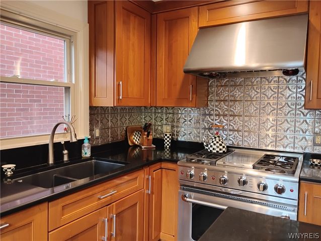 36 Rabin, Buffalo, NY 14201