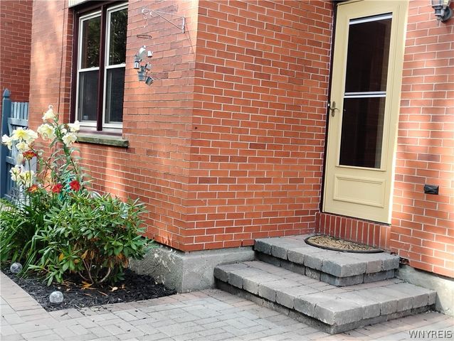 36 Rabin, Buffalo, NY 14201