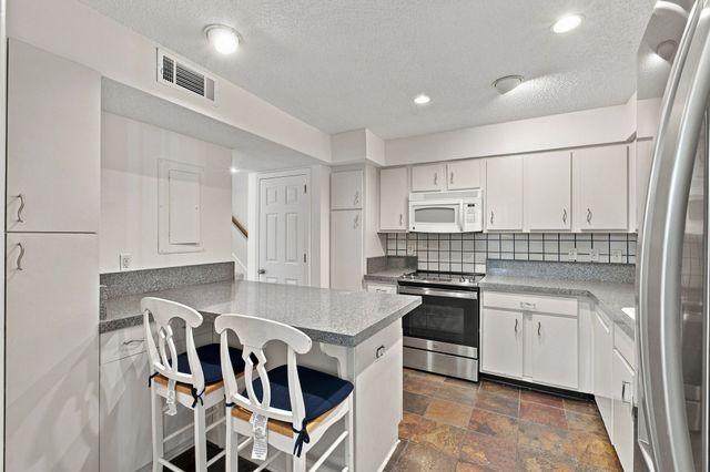 4487 Post Pl Apt 29, Nashville, TN 37205