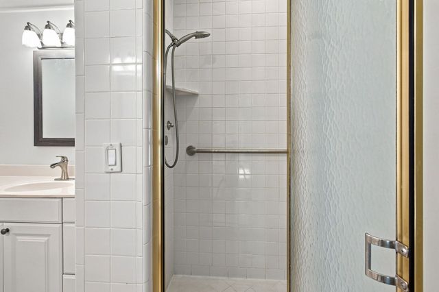 4487 Post Pl Apt 29, Nashville, TN 37205
