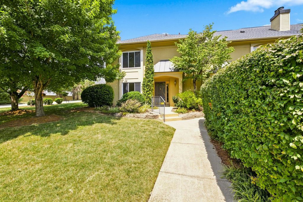 4487 Post Pl Apt 29, Nashville, TN 37205