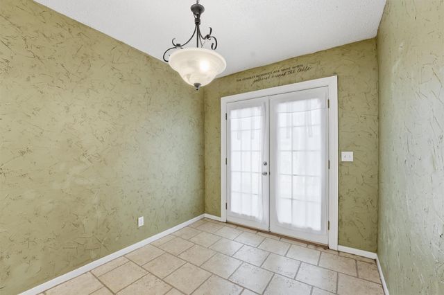 17219 Kettle Creek Drive, Spring, TX 77379