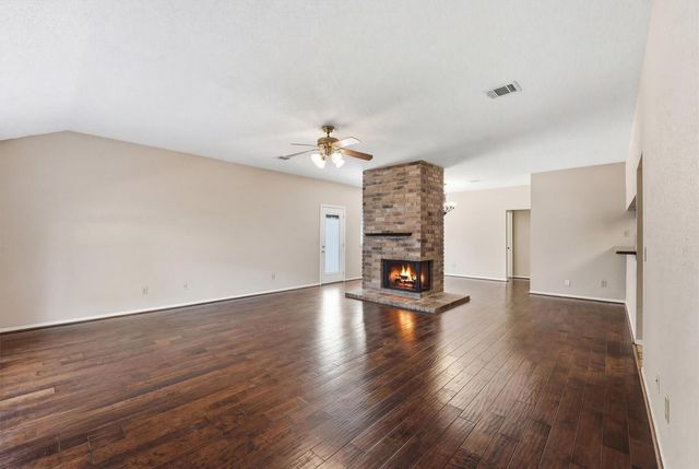 17219 Kettle Creek Drive, Spring, TX 77379