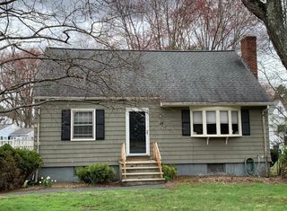 49 Francis Wyman Rd, Burlington, MA 01803