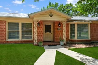 117 Danube, Castle Hills, TX 78213