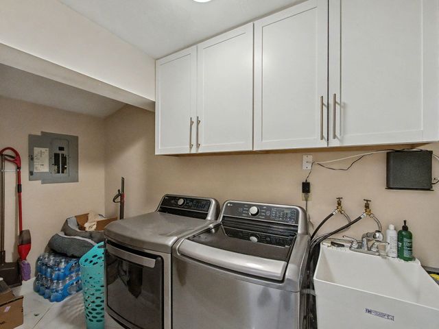 530 Australian Circle, Lake Park, FL 33403