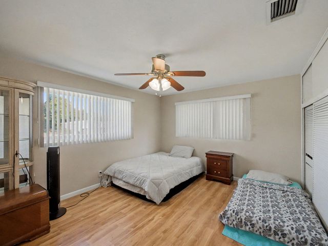 530 Australian Circle, Lake Park, FL 33403