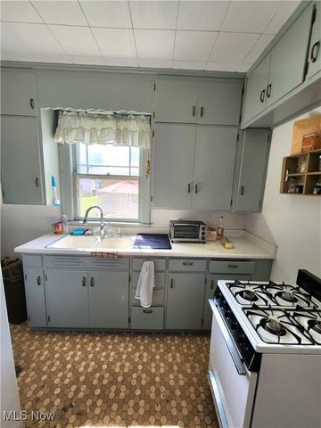 812 N 12th Street, Cambridge, OH 43725