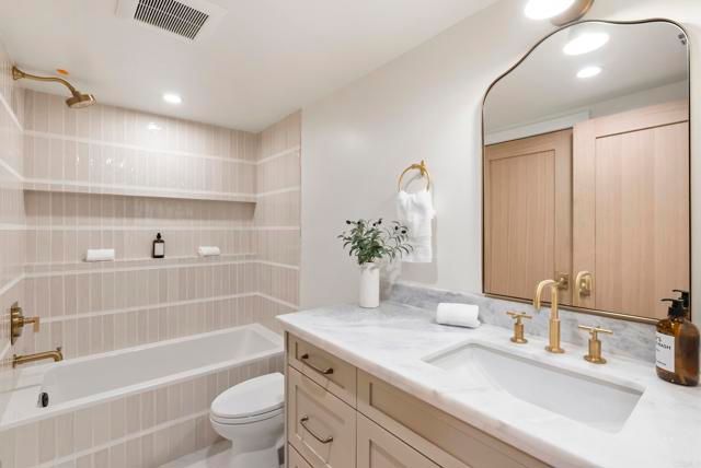 3920 Holly Brae, Carlsbad, CA 92008