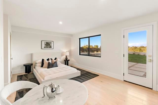 3920 Holly Brae, Carlsbad, CA 92008