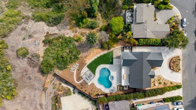 3920 Holly Brae, Carlsbad, CA 92008