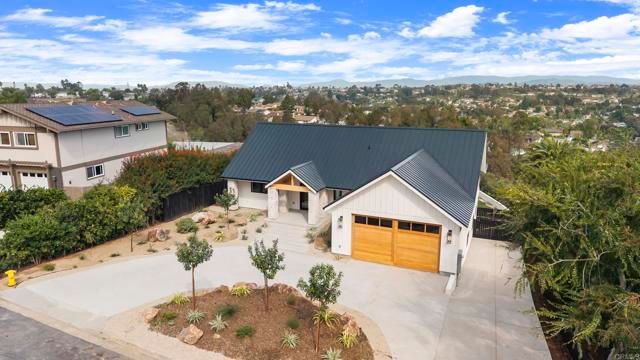 3920 Holly Brae, Carlsbad, CA 92008