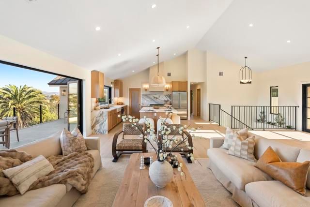 3920 Holly Brae, Carlsbad, CA 92008