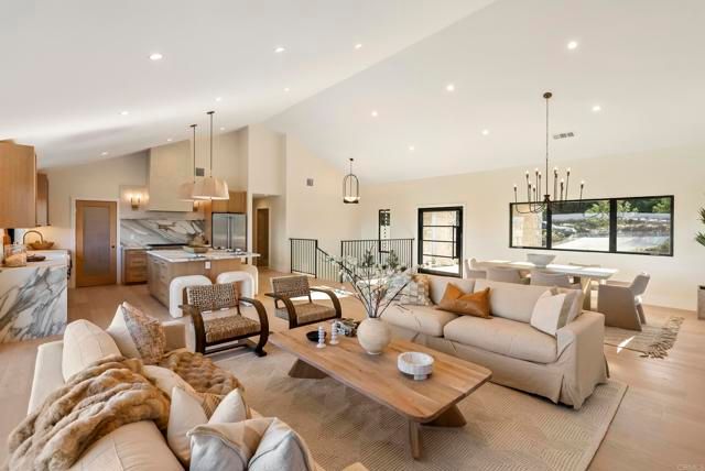 3920 Holly Brae, Carlsbad, CA 92008