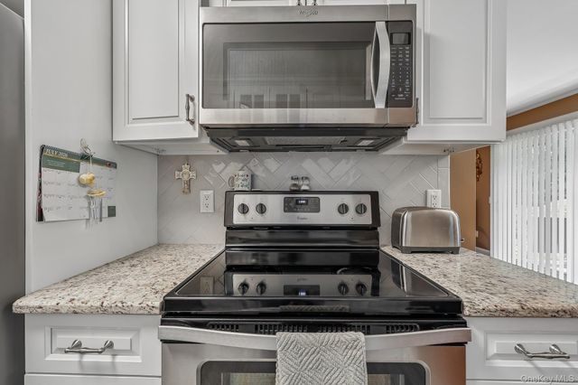 1 Germonds Village 5, Nanuet, NY 10954
