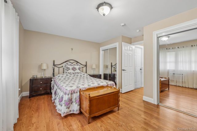1 Germonds Village 5, Nanuet, NY 10954