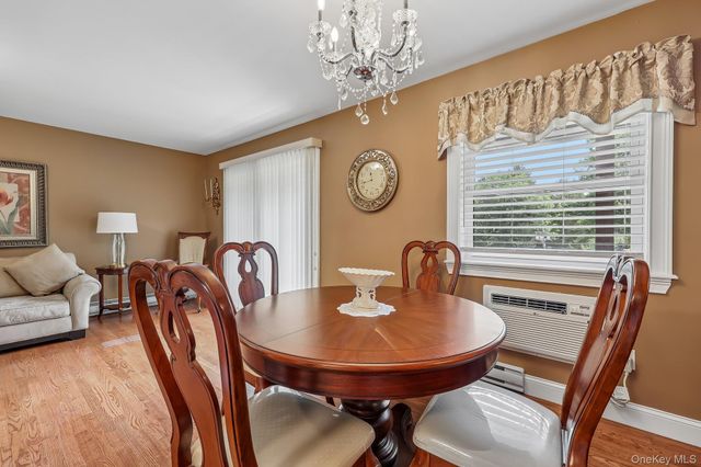 1 Germonds Village 5, Nanuet, NY 10954