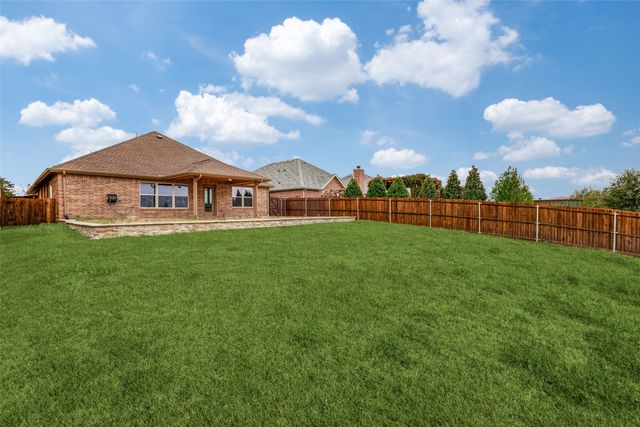 2784 Cresent Lake Drive, Little Elm, TX 75068