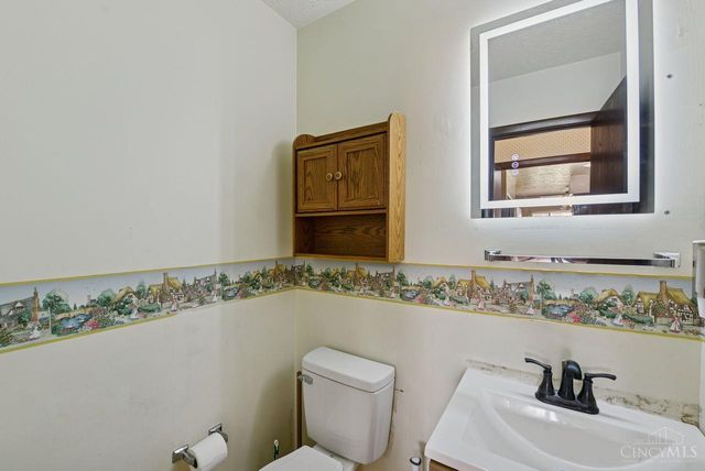 1600 Woodhall Court, Middletown, OH 45042