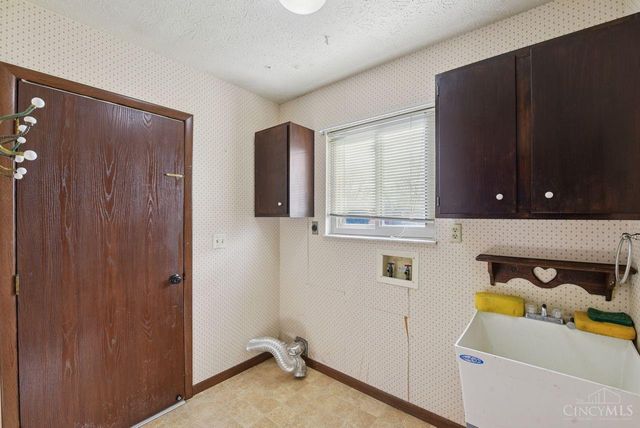 1600 Woodhall Court, Middletown, OH 45042