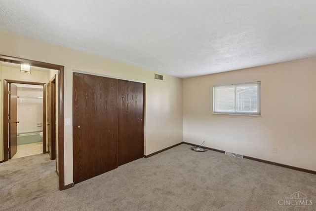 1600 Woodhall Court, Middletown, OH 45042