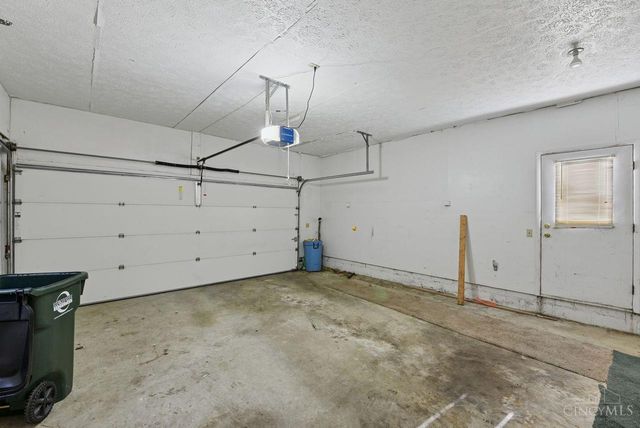 1600 Woodhall Court, Middletown, OH 45042