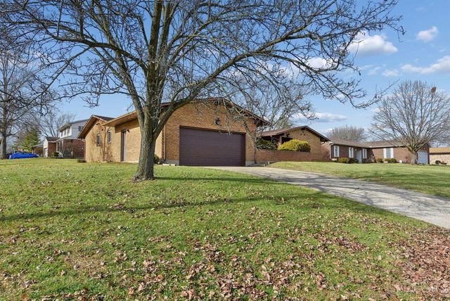 1600 Woodhall Court, Middletown, OH 45042