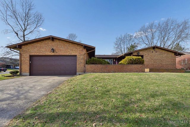 1600 Woodhall Court, Middletown, OH 45042